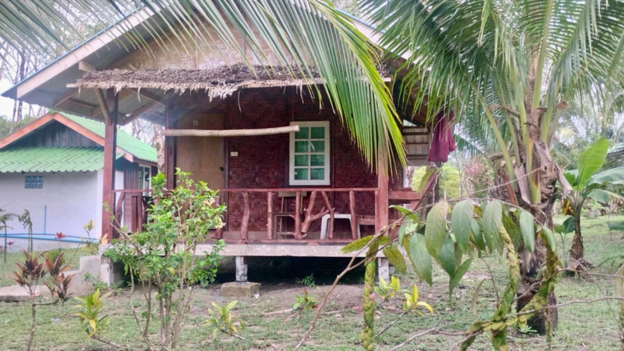 Rasta House,,Koh Phayam Hotel Bagian luar foto
