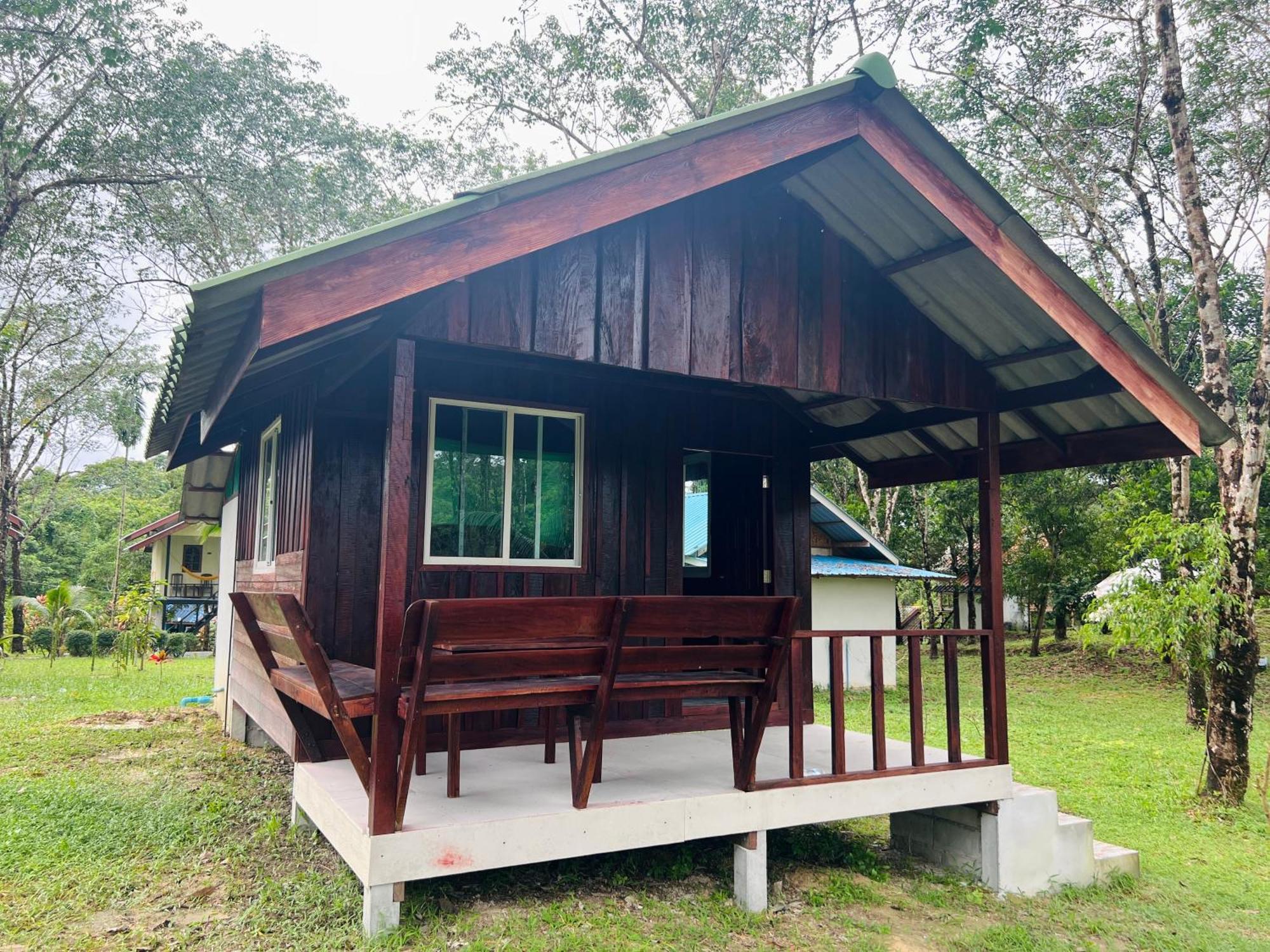 Rasta House,,Koh Phayam Hotel Bagian luar foto
