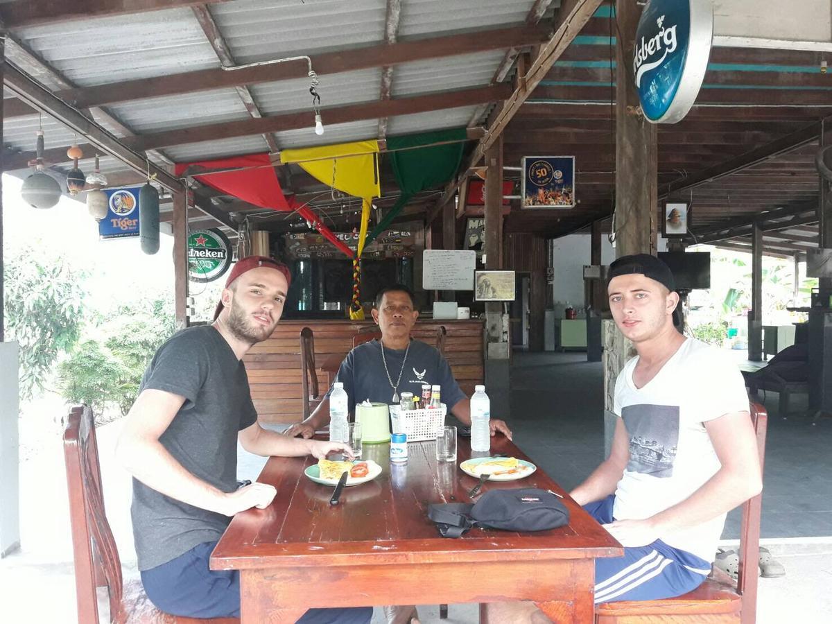 Rasta House,,Koh Phayam Hotel Bagian luar foto