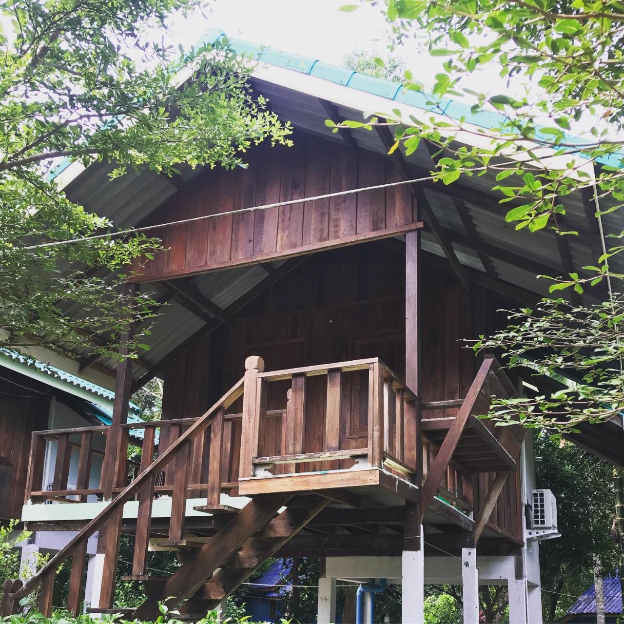Rasta House,,Koh Phayam Hotel Bagian luar foto