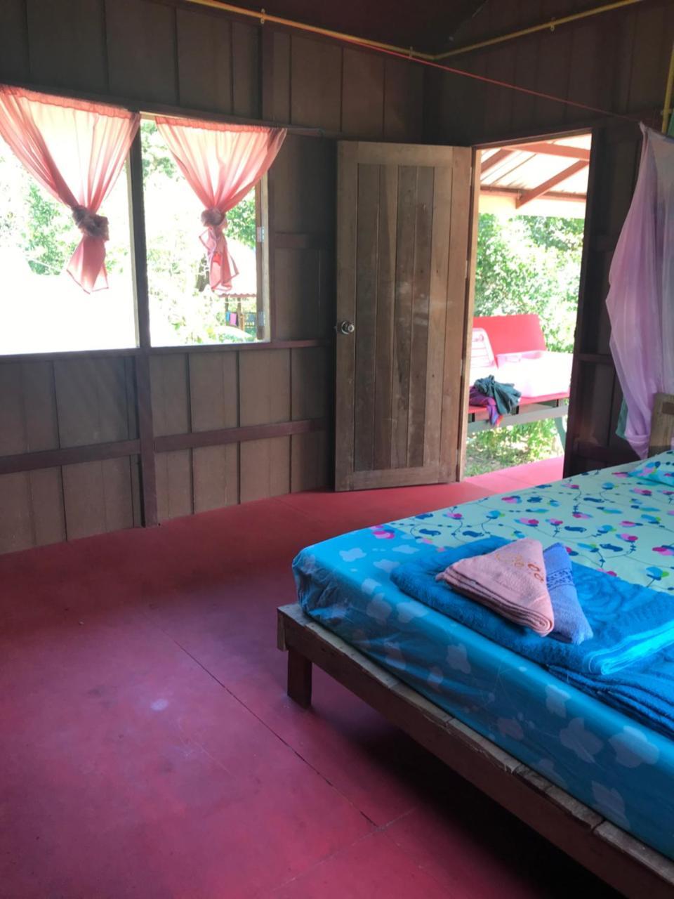 Rasta House,,Koh Phayam Hotel Bagian luar foto